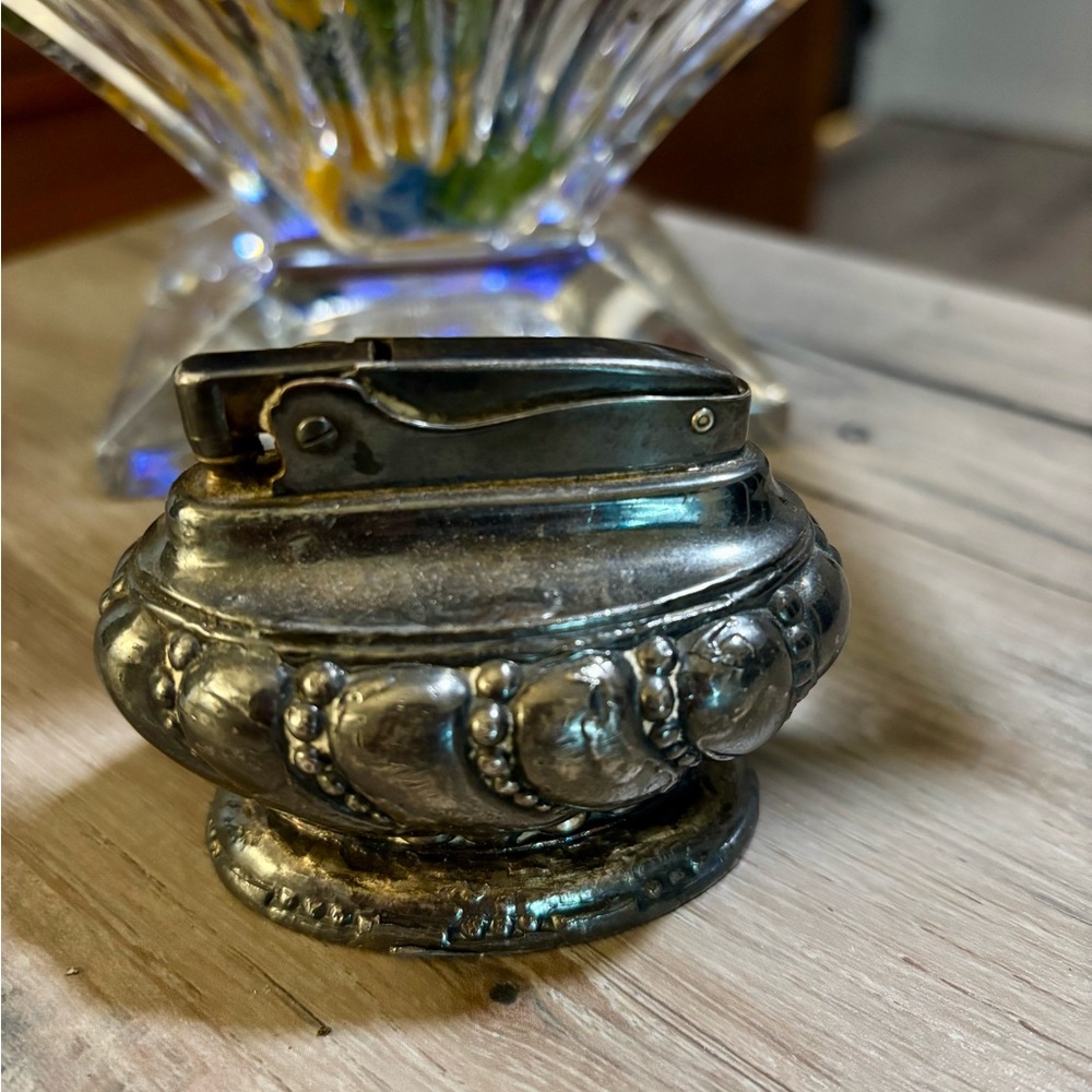 Vintage Silver Table Lighter *no fluid*